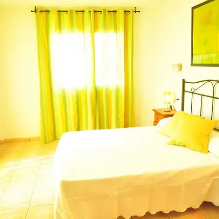 Casa Vista Al Jardin 12 Personas En * Cambrils