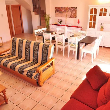 Casa Vista Al Jardin 12 Personas En * Cambrils